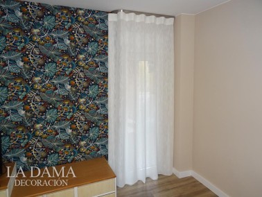 Riel curvo para dormitorio